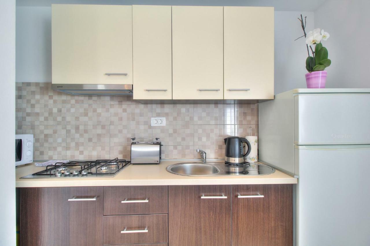 Apartments Antunovic อูมัค ภายนอก รูปภาพ